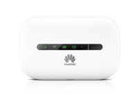 Huawei E5330 3G Mobile WiFi Hotspot Router im Auto